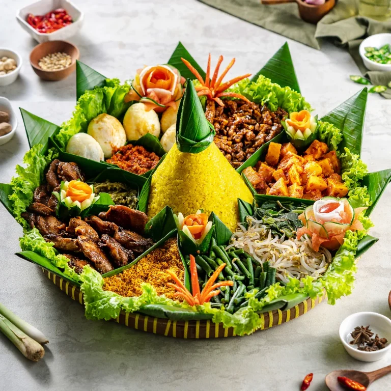 NASI-TUMPENG-1x1-01.webp